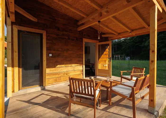 Nyaraló Brvnara Dadi Sukovo