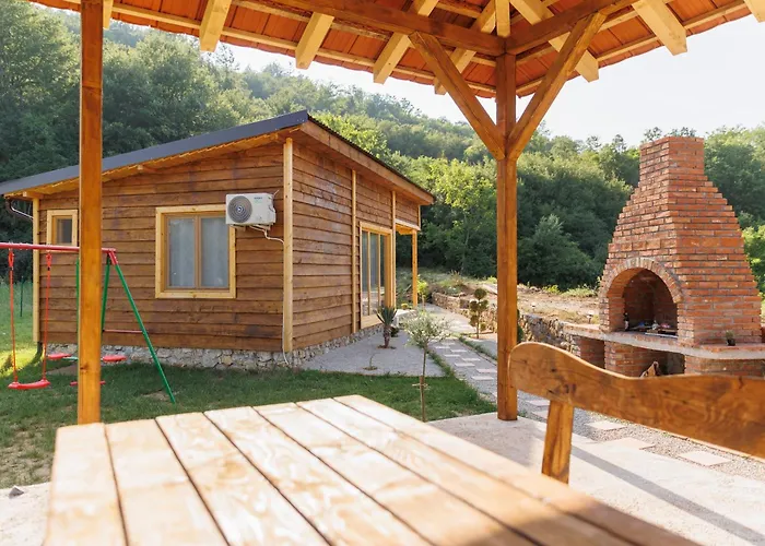 Nyaraló Brvnara Dadi Sukovo