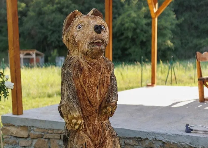 Nyaraló Brvnara Dadi *